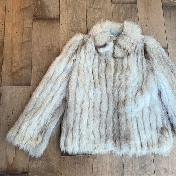 saga fox Jackets & Blazers - Vintage Fur Coat Saga Fox Finland M Women’s Real